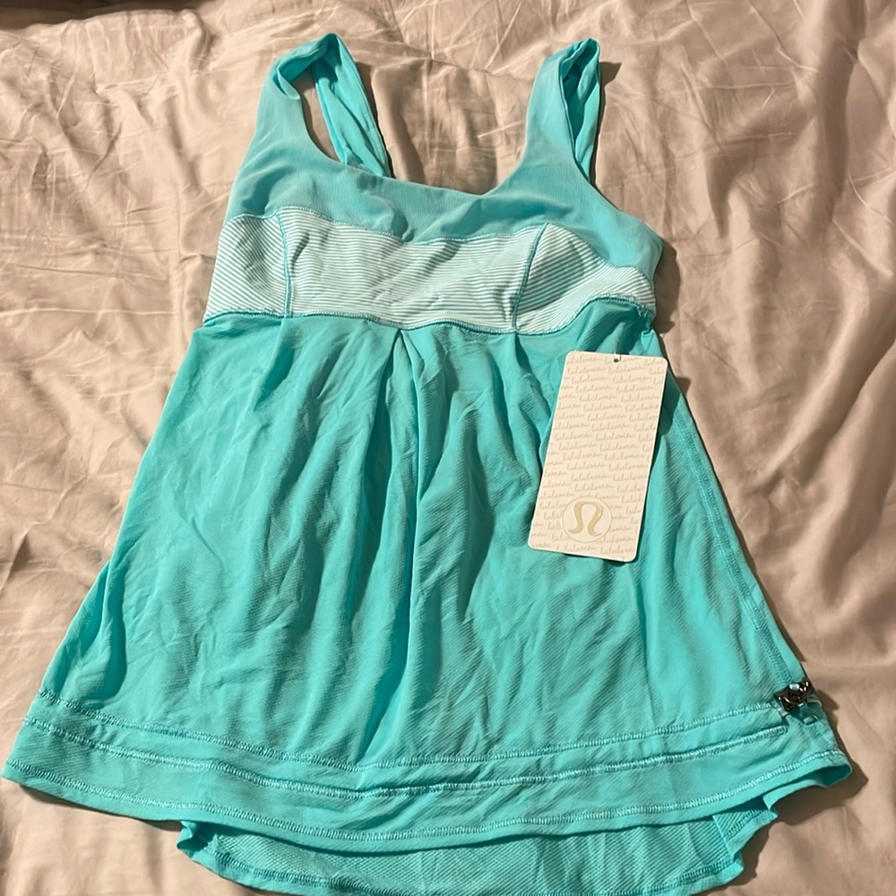 Lululemon Elevate Tank - Angl/Tsaw. Breathable and wicking mesh body.